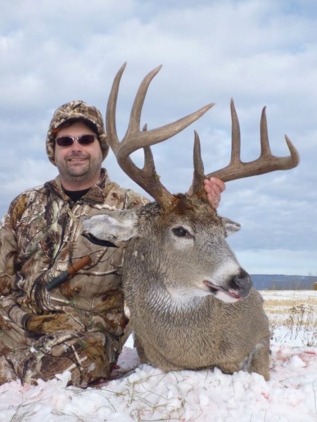 Whitetail Hunts Hunt Rogue Alberta Canada Hunting Outfitters