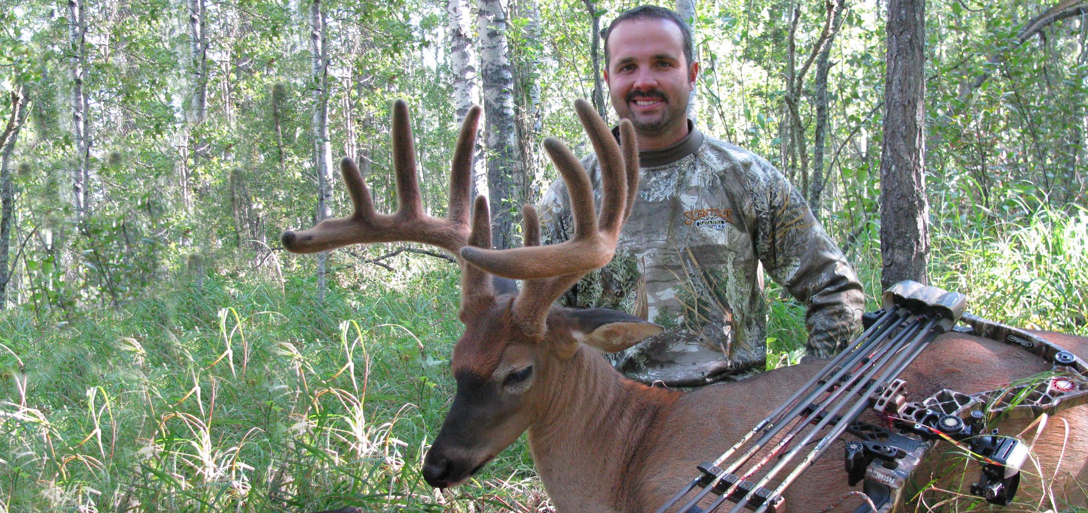 Whitetail Deer Bow Hunts Hunt Rogue Alberta Canada Hunting Outfitters